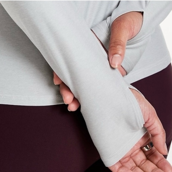 Light Blue Active Base Layer Long Sleeve Top NEW - Picture 7 of 12